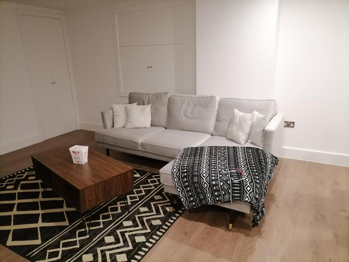 Stunning Rooms By Nine Elms Station ロンドン エクステリア 写真