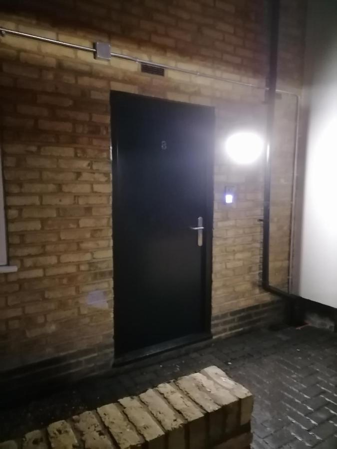 Stunning Rooms By Nine Elms Station ロンドン エクステリア 写真