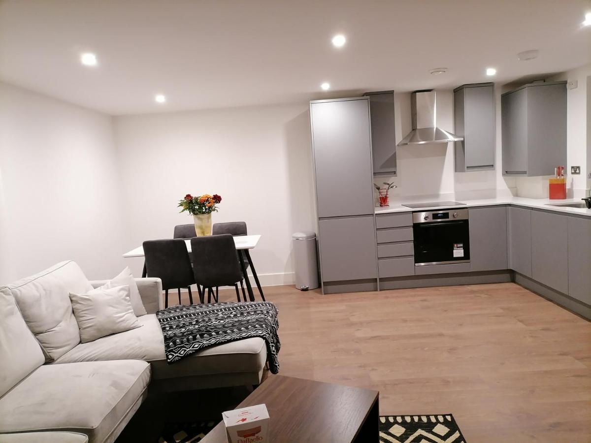 Stunning Rooms By Nine Elms Station ロンドン エクステリア 写真