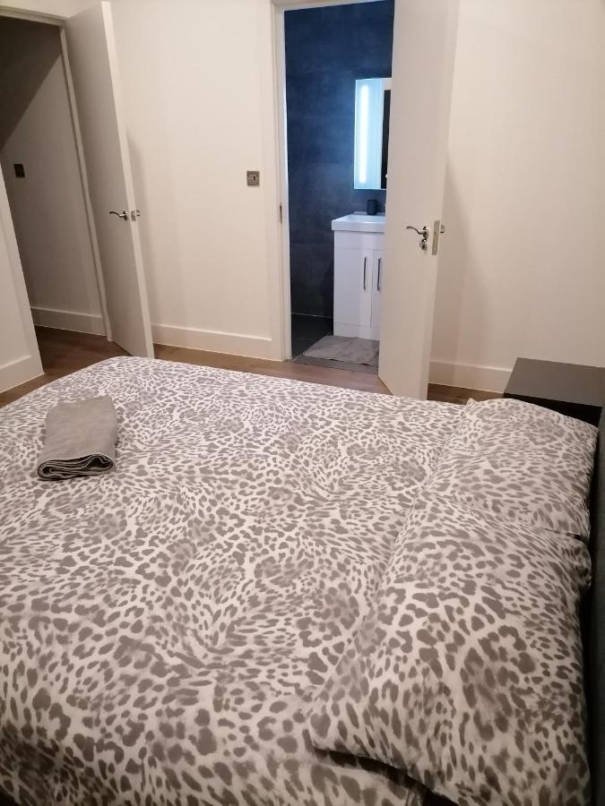 Stunning Rooms By Nine Elms Station ロンドン エクステリア 写真