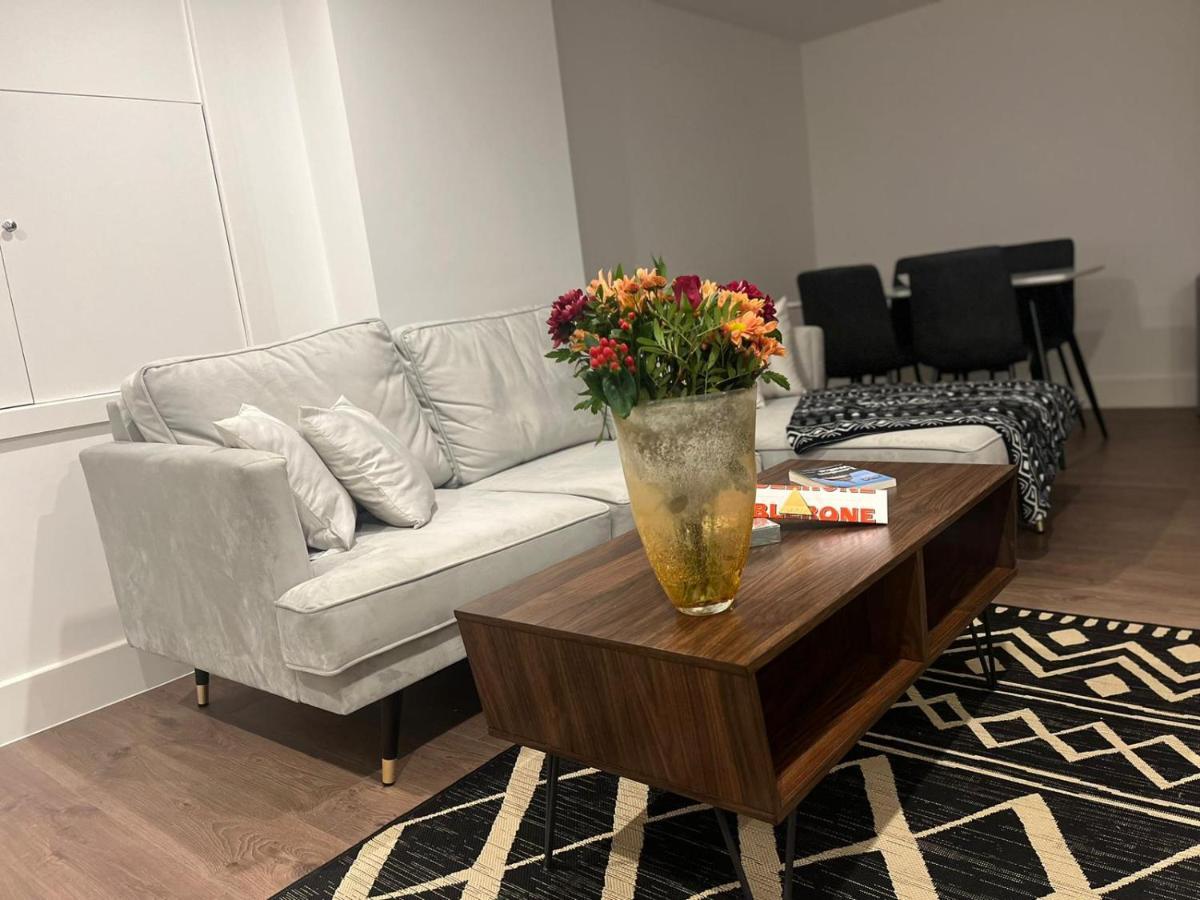 Stunning Rooms By Nine Elms Station ロンドン エクステリア 写真