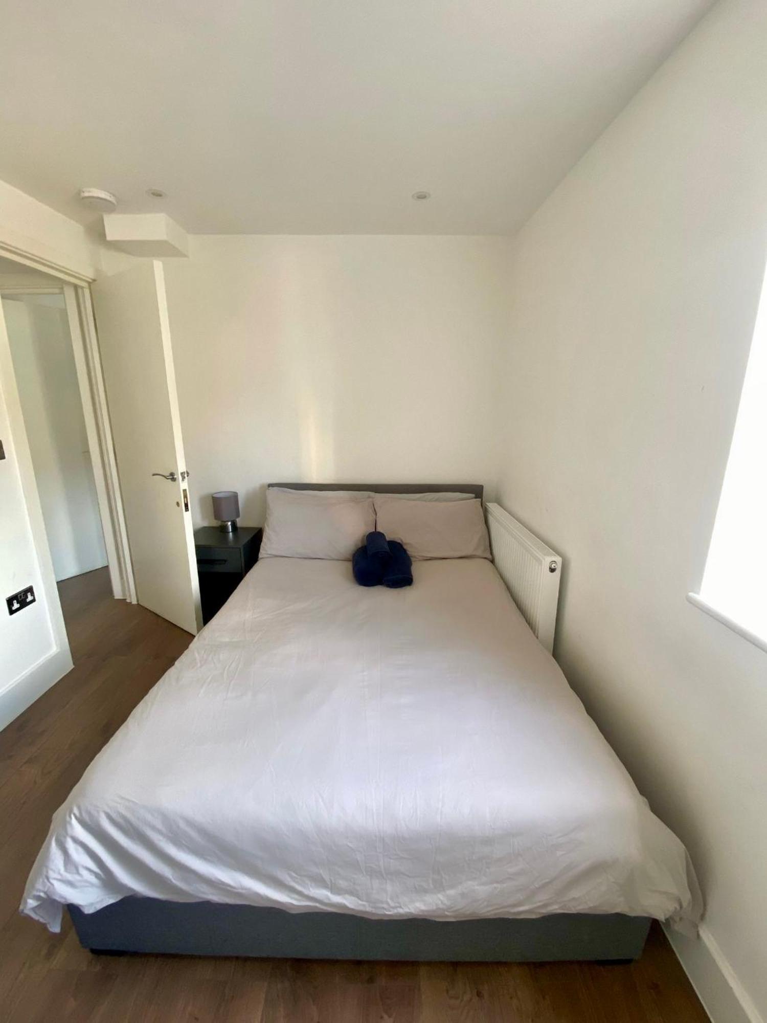 Stunning Rooms By Nine Elms Station ロンドン エクステリア 写真